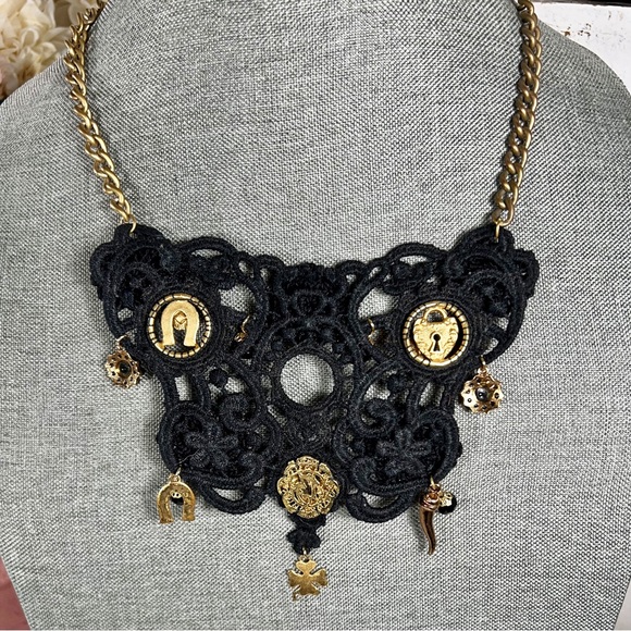 Dolce & Gabbana Rare Crocheted Good Luck Charm Necklace/Bib - Picture 3 of 6
